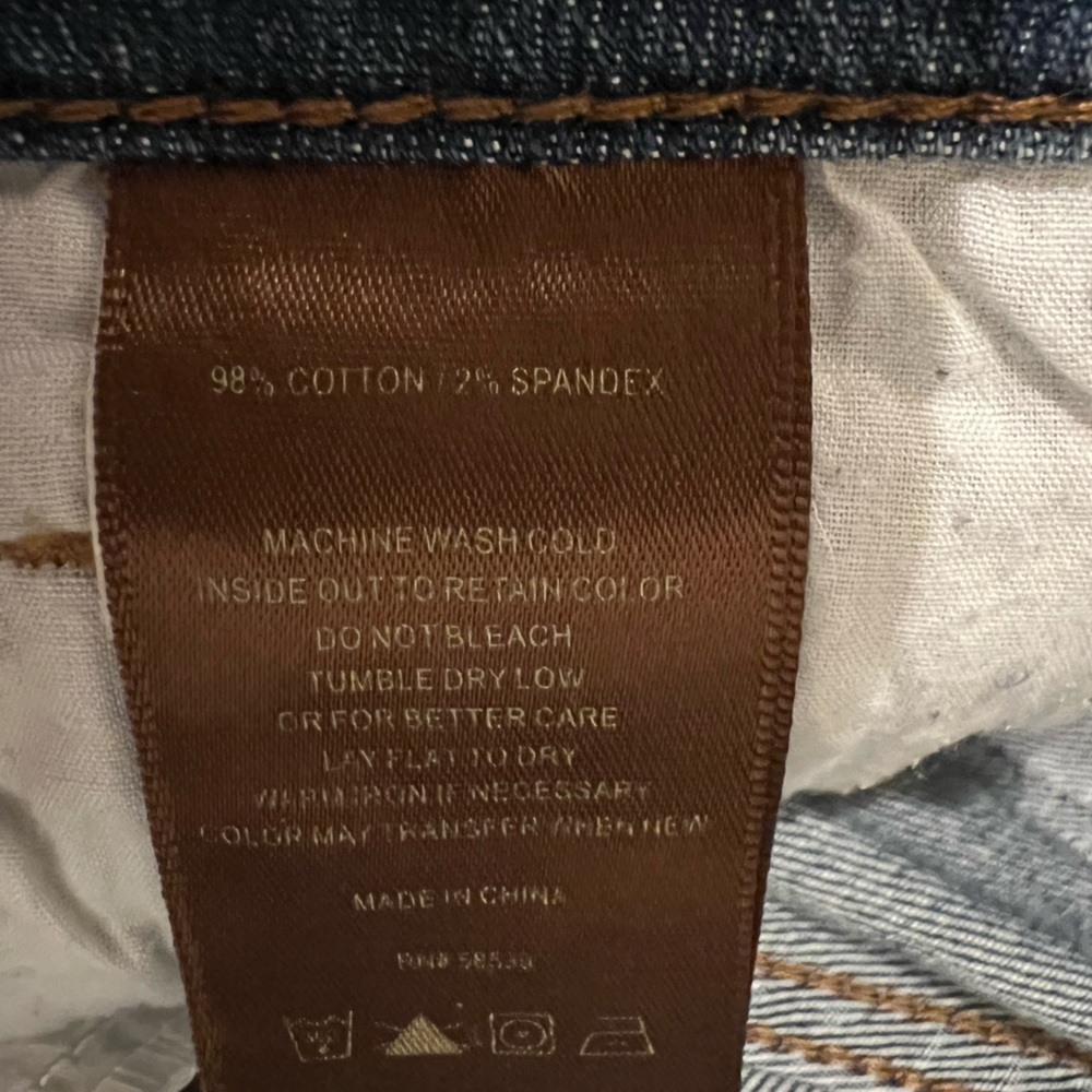 Kut from the Kloth Denim Bermuda Shorts - Size 2 - Picture 9 of 9